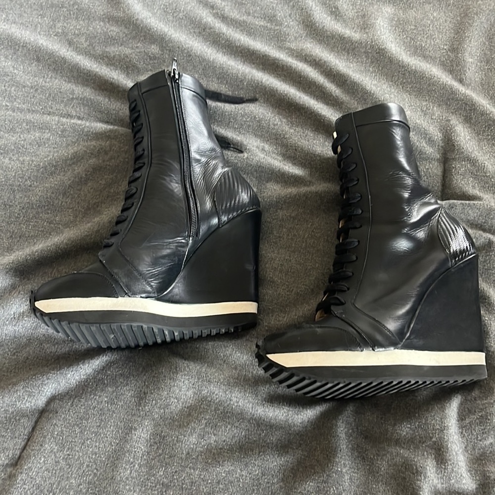 Ruthie Davis boot sneaker - Picture 2 of 6